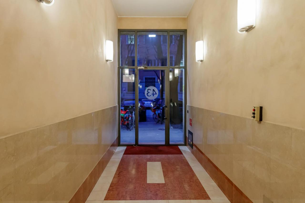 Joivy Sleek Flat With Balcony Near Mudec Museum And Navigli Area Leilighet Milano Eksteriør bilde